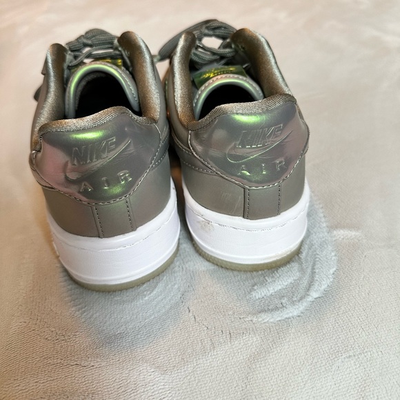 Nike Women’s Iridescent Air Force 1’s - Picture 3 of 7